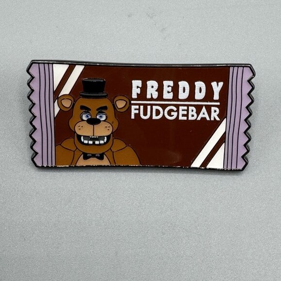 Loungefly Five Nights At Freddy's Snacks Pin FREDDY FUDGEBEAR New Open - Picture 2 of 5